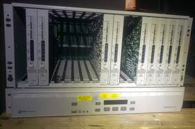 3000-b1-501 At&t Paradyne Compshere 3000 Chassis With 9 Csu 3161 Cards Dsu Legacy Telecom