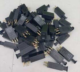 4b1fs-240 Circa Lot Of 43 Digital Surge Protection Module D4