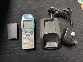 Lbt100 Polycom Spectralink 6020 Phone Dual Charger One Batterie Bundle - Used