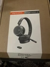Plantronics Voyager Uc B4220 Usb-c Bluetooth Headset,. Fixed Price $100.00.
